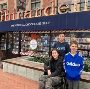 Meet your Posher, Wayne